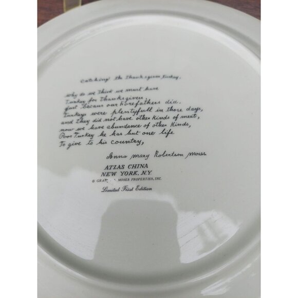Atlas China Ltd 1st Edition Grandma Moses Catching the Thanksgiving Turkey Plate - Picture 3 of 3